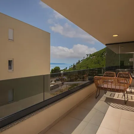 Blue Horizon 아파트