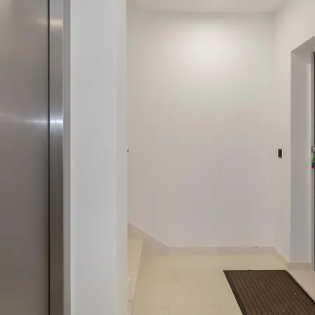 Blue Horizon * Makarská