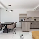 Blue Horizon ماكارسكا